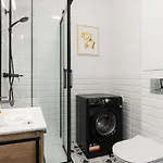 Lägenhet Kamienica Chelmonskiego 10 Przy Mtp By Renters *