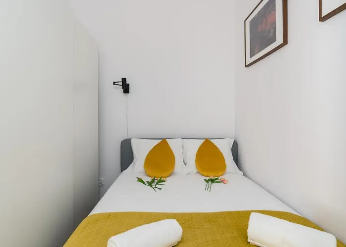 דירה Kamienica Chelmonskiego 10 Przy Mtp By Renters *